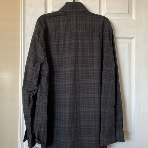 Mens Calvin Klein button down shirt size 18-34/35. Black/grey check. - Picture 6 of 7